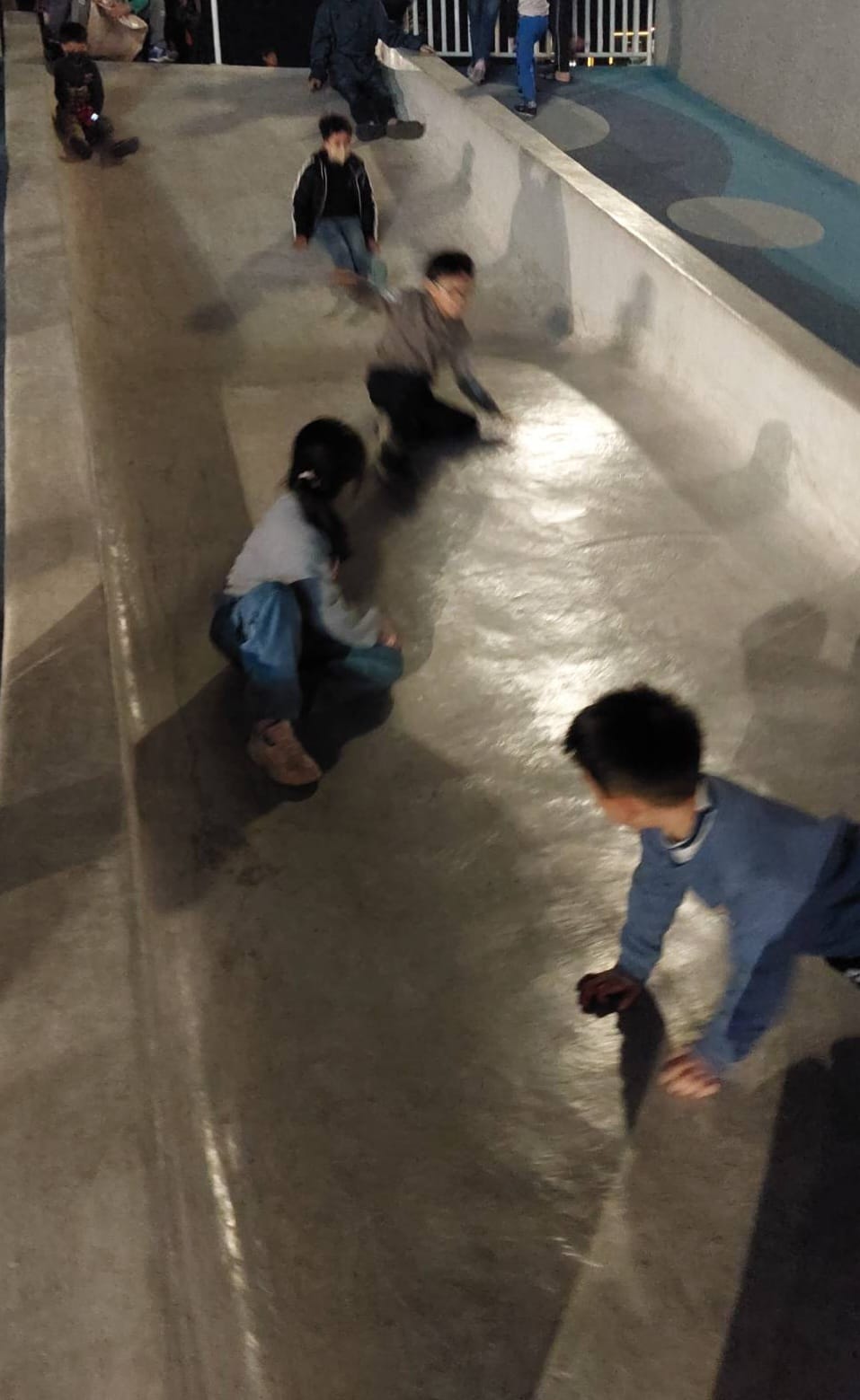 手機上傳