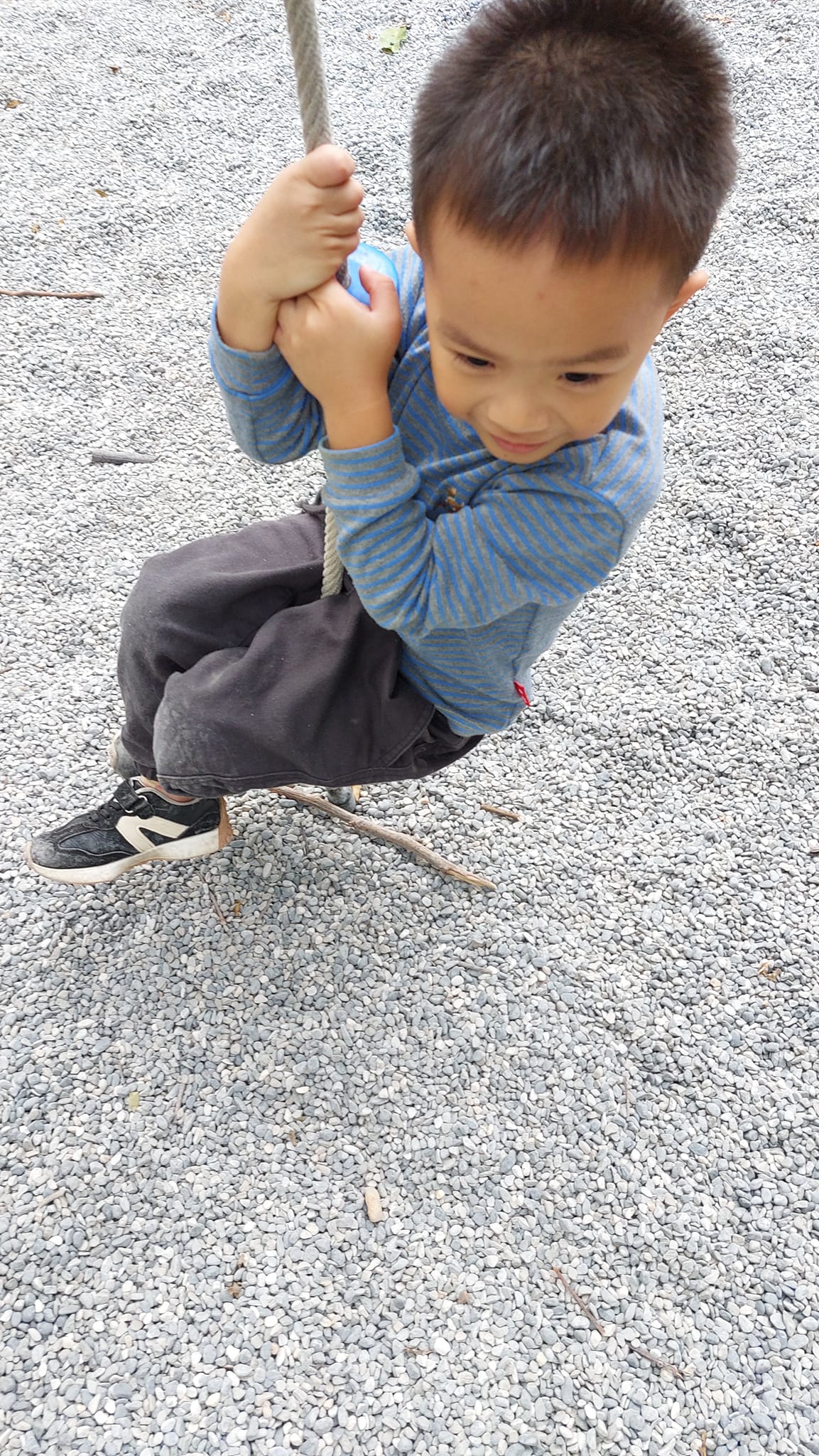 手機上傳