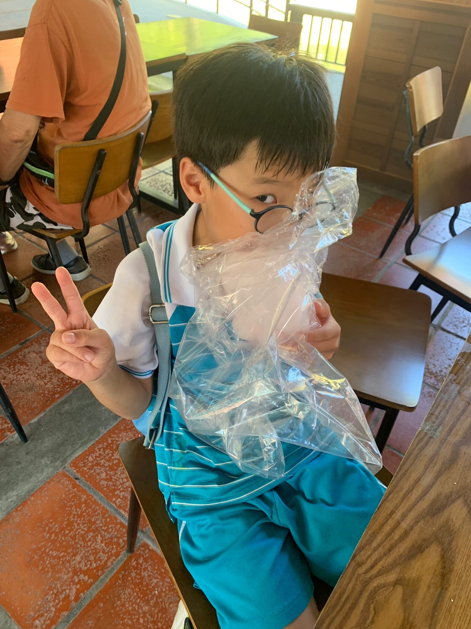 手機上傳