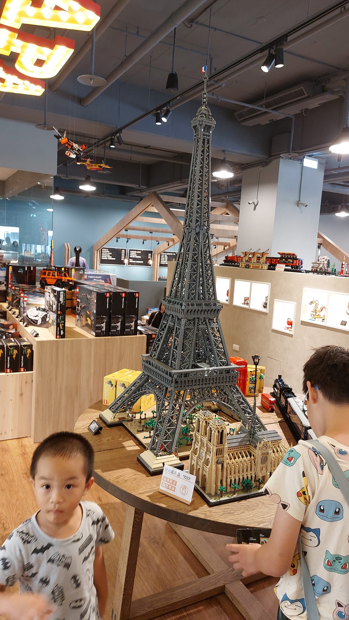 手機上傳