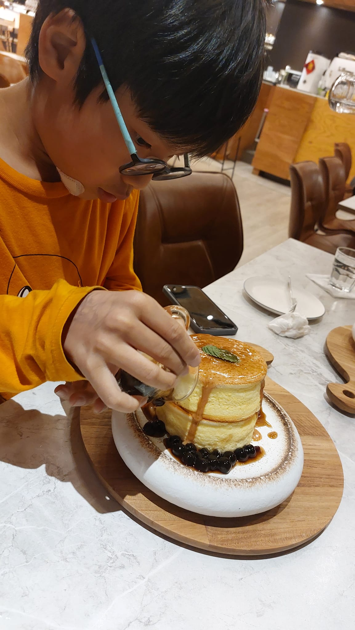 手機上傳
