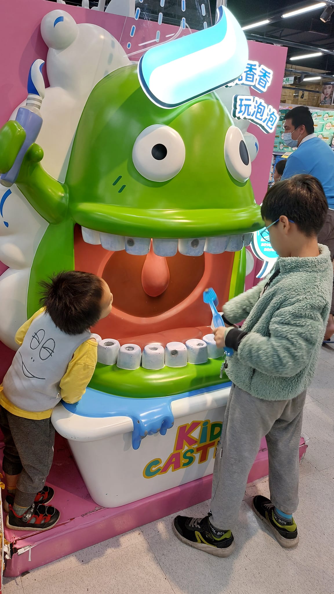 手機上傳